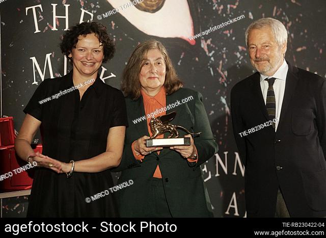 German artist Katharina Fritsch poses with the Golden Lion award for Lifetime Achievement during the awards ceremony at the 59th International Art Exhibition in...