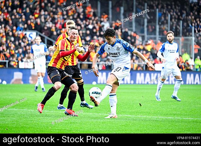 Mechelen's Rob Schoofs and Club's Hugo Vetlesen pictured in action during a soccer match between KV Mechelen and Club Brugge KV Sunday 10 December 2023 in...
