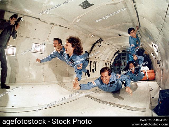 This flying human chain represents prime and backup payload specialists for two upcoming STS missions. The group, representing trainees for STS-61C later this...