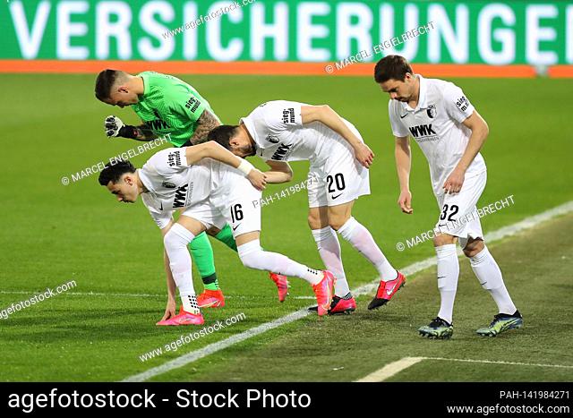 firo: 23.04.2021 Fuvuball: Soccer: 1st Bundesliga, season 2020/21 FC Augsburg - 1.FC Kv? ln, Koeln Rafal Gikiewicz, Ruben Vargas, Daniel Caligiuri