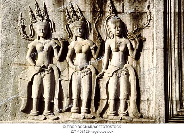 Statues. Angkor Wat. Angkor. Cambodia