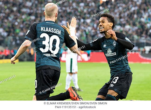 goalkeeper Davy KLAASSEN (left, HB) and Theodor GEBRE SELASSIE (HB) cheer for the goal to make it 1-1 for Werder Bremen, jubilation, cheering, cheering, joy