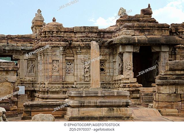 Temple ruins, Pattadakal temple complex, UNESCO World Heritage site, Karnataka, India