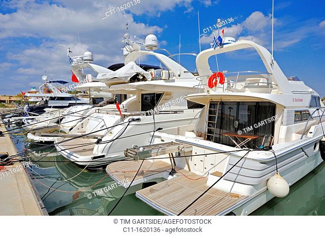 cruise speed boats halkidiki , macedonia , central greece, europe