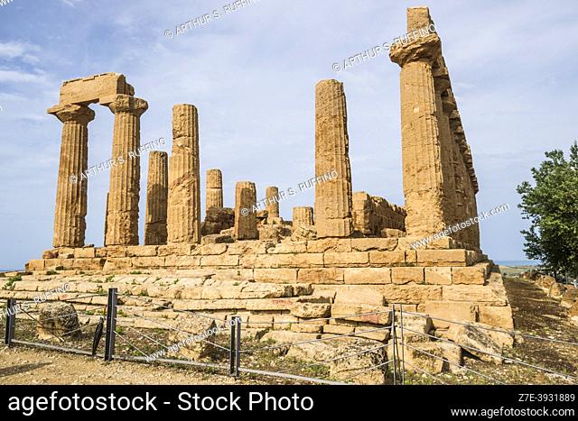 Temple of Juno Lacinia, Valley of the Temples, Agrigento, Sicily, Italy