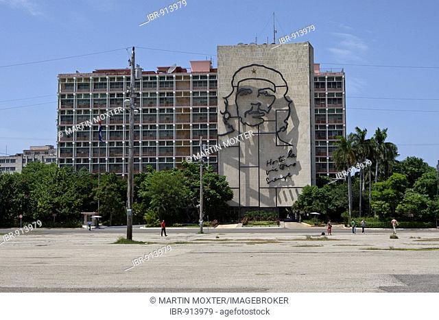 Interior ministry and image of Che Guevara on the Plaza de la Revolucion Square, Havana, Cuba, Caribbean