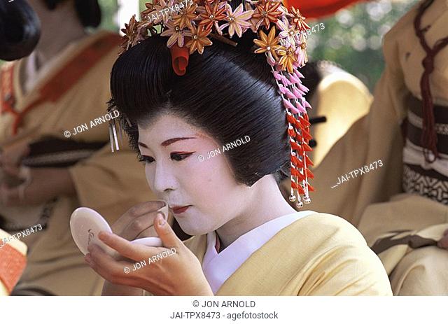 Japan, Tokyo, Geishas, Jidai Matsuri Festival, Sensoji Temple Asakusa