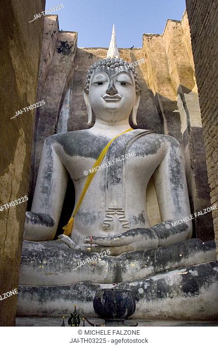 Seated Buddha, Wat Si Chum, Sukothai Historical Park, Sukhothai, Thailand