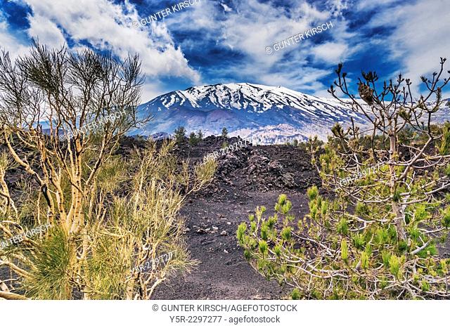 The Mount Etna is with 3323 meters Europe's highest and most active volcano. It is located on the Italian island of Sicily near Catania and Messina