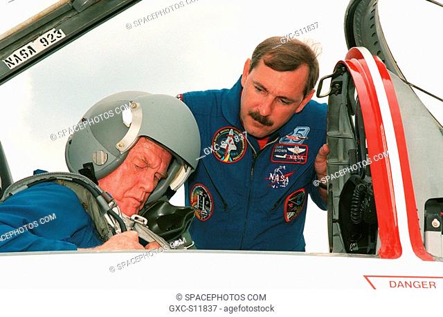 10/09/1998 --- STS-95 Payload Specialist John H. Glenn Jr., senator from Ohio, straps into the seat of the T-38 jet aircraft that will carry him back to Houston