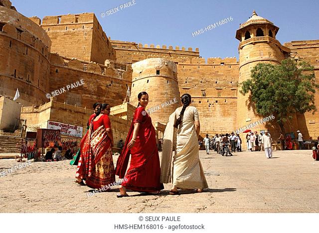 India, Rajasthan State, Jaisalmer, citadel entry