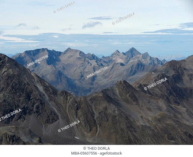 View of the Zischgeles on Hochreichkopf and Acherkogel, Tyrol