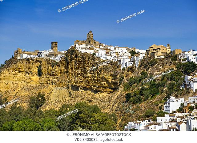 White village of Arcos de la Frontera. Pueblos Blancos de la Sierra de Cadiz. Southern Andalusia, Spain. Europe