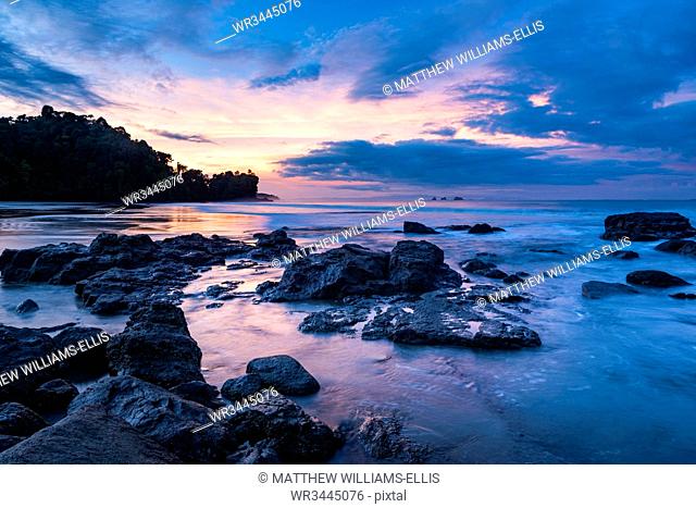 Sunrise at Playa Arco Beach, Uvita, Marino Ballena National Park, Puntarenas Province, Pacific Coast of Costa Rica, Central America