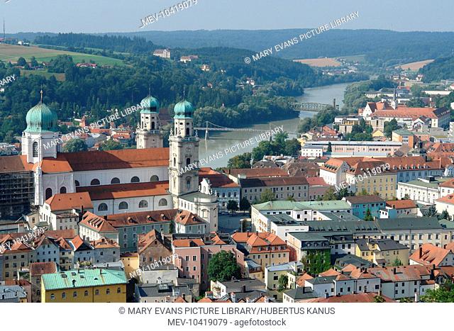 General view of Passau, Lower Bavaria, Germany, with the 17th century St Stephan's Cathedral on the left, and the River Inn in the background