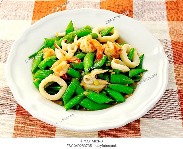 Seafoods - Shrimps, Squids with green peas