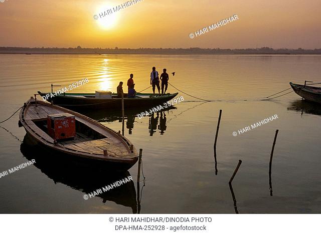 Sunrise, ganga river, varanasi, uttar pradesh, india, asia