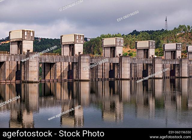Crestuma - Lever Dam - concrete gravity dam on the Douro River with a lock for Cruise Boats - Vila Nova de Gaia, Portugal