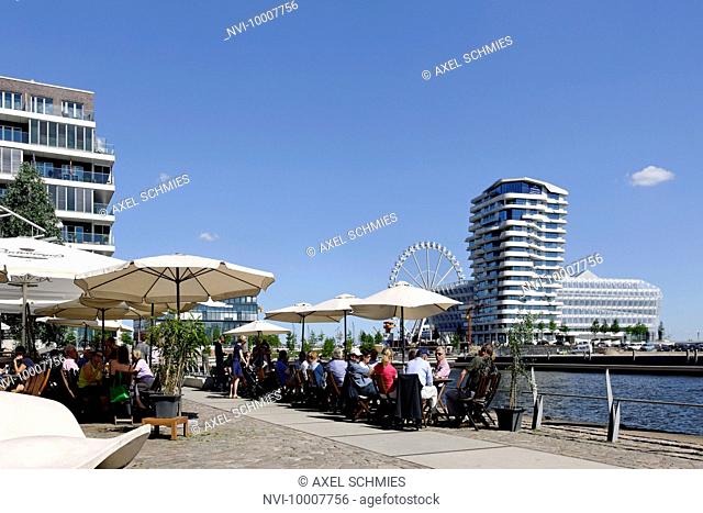 Kaiserkai quay Promenade, modern architecture, Marco Polo Tower, HafenCity, Hanseatic City of Hamburg, Hamburg, Germany, Europe