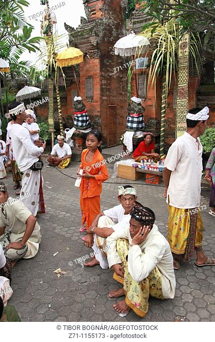 Indonesia, Bali, Mas, temple festival, people, odalan, Kuningan holiday
