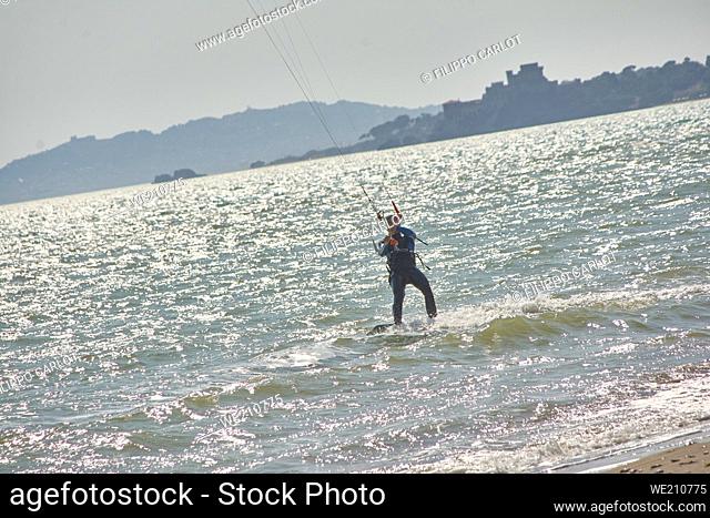 Kitesurfing in mediterranenan sea in Sicily