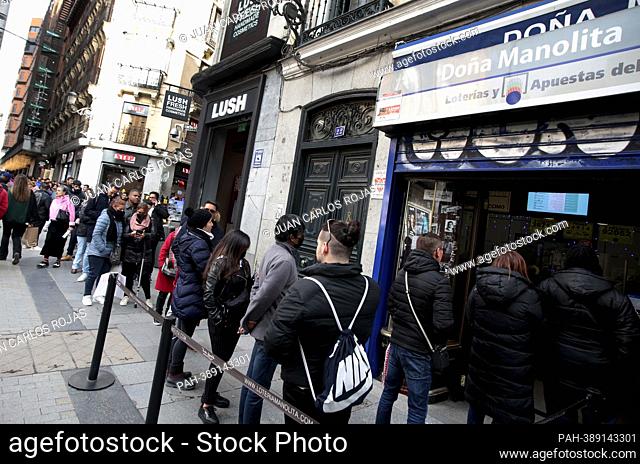 Madrid, Spain; 21.12.2022.- Queue to buy at Doña Manolita (Most famous place in Madrid) ticket for Extraordinary Christmas Draw, known as Christmas Lottery