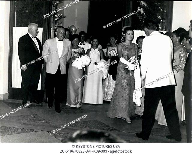 Aug. 28, 1967 - Prince Rainier and Princess Grace Welcome Guests (Credit Image: © Keystone Press Agency/Keystone USA via ZUMAPRESS.com)