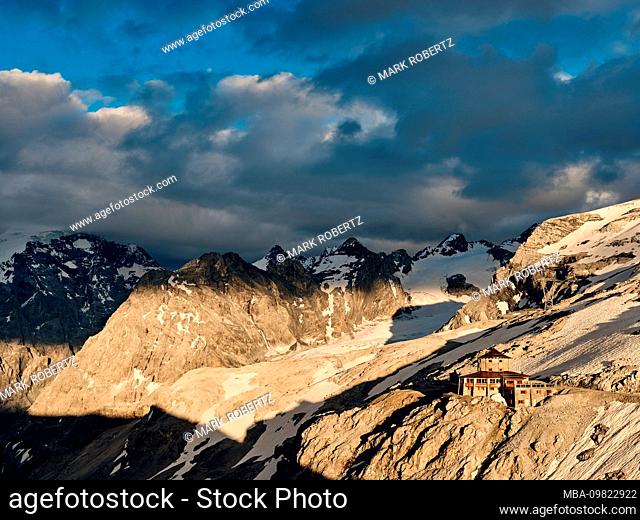 Stelvio Pass, Stelvio Pass, Prato allo Stelvio Pass, Vinschgau, South Tyrol, Lombardy, Italy, Ortler Alps, Alps, Stelvio National Park