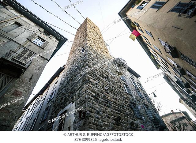 Gombito Tower (Torre del Gombito), Upper City (CittÃ  Alta), Bergamo, Lombardy, Italy, Europe