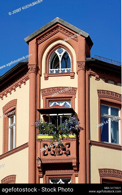 germany, bavaria, upper franconia, bamberg, town house, old building, classicism, gable, corner bay, balcony, flowers