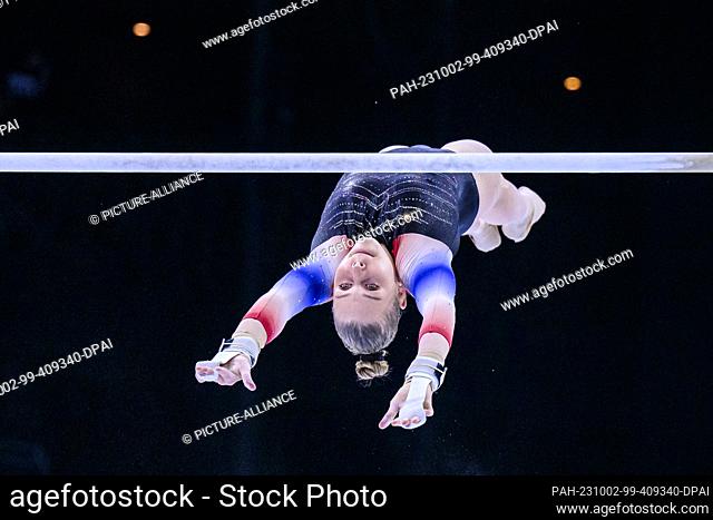 01 October 2023, Belgium, Antwerpen: Gymnastics: World Championships 2023, Women, Qualification, Sportpaleis. Sanna Veerman from the Netherlands in action on...