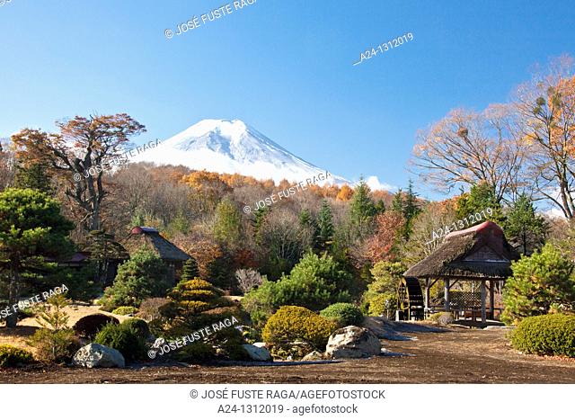 Japan, Mount Fuji, Oshino Village, Masuno-Ya Garden