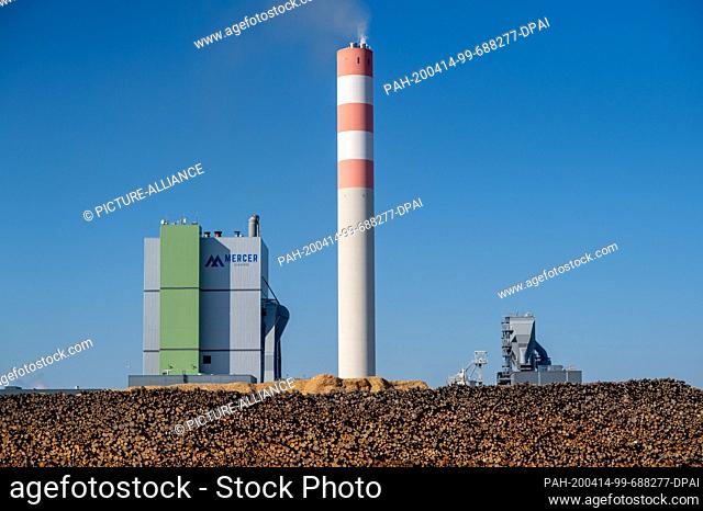 06 April 2020, Saxony-Anhalt, Anrneburg: Industrial plants of the company ""Mercer Stendal"". The company produces pulp and bioenergy at the Stendal site