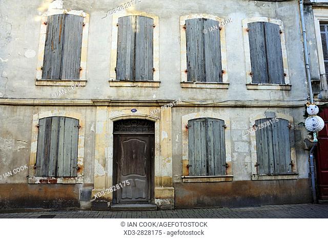 house with shutters, Rue des Freres Reclus, Sainte-Foy-la-Grande, Gironde Department, Aquitaine, France