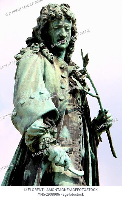 Statue Jean-Baptiste de la Quintinie, Versailles, Yvelines, 78