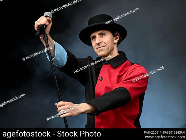 11 June 2022, Berlin: Singer Paul Smith of the British band Maxïmo Park performs on stage at the Tempelhof Sounds Festival on the grounds of the former Berlin...