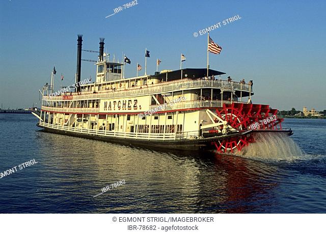 Historic paddlewheeler on the Mississippi River, New Orleans, Louisiana, USA