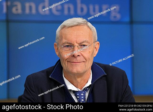 18 December 2023, Brandenburg, Potsdam: Brandenburg's Chief Electoral Officer Herbert Trimbach, pictured during a press conference on the upcoming 2024 super...