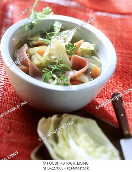 Cabbage & carrot stew with smoked pork rib and chervil (2)