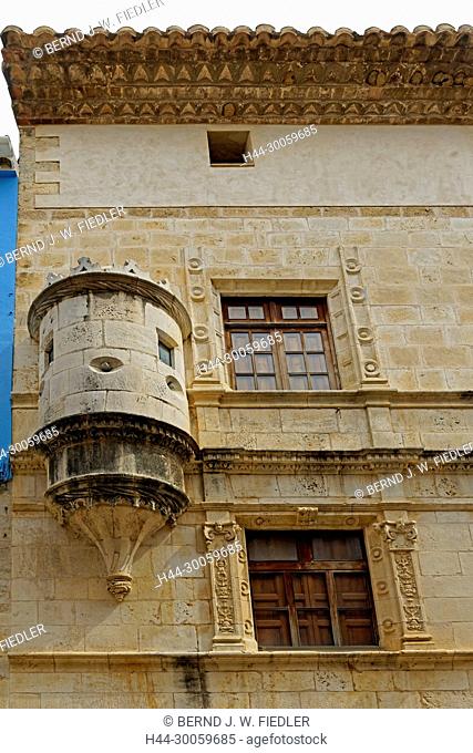 Spain, Valencia, Sant Mateu, Carrer de Valencia, Palacio del Marques de Villores, bay window, window, architecture, building, historically, traditionally