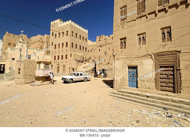 Old town of Al Hajjaryn, Wadi Doan, Hadramaut, Yemen