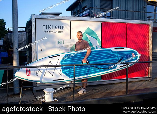 11 August 2021, Berlin: Steve Bredow, a former junior runner-up in canoe racing, is an avid stand-up paddler and operates automatic rental stations with lockers...