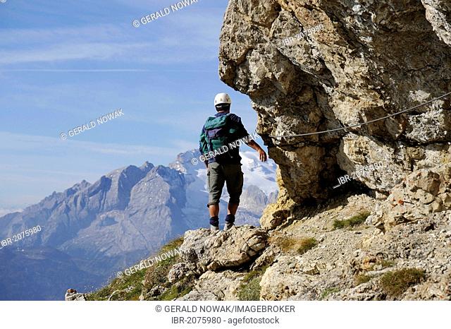 Mountaineer en route to Mt Kleiner Lagazuoi, Dolomites, South Tyrol, Italy, Europe