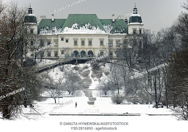 Winter in Ujazdowski park, Baroque-Neoclassical Ujazdow Castle - Zamek Ujazdowski - in historic Ujazdow district between Ujazdow Park - Park Ujazdowski and...