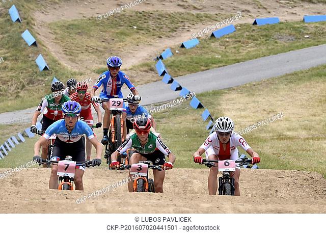 Front from left: Catharine Pendrel of Canada, Jolanda Neff of Switzerland and Maja Wloszczowska of Poland, centre with number 29 Czech Katerina Nash during the...