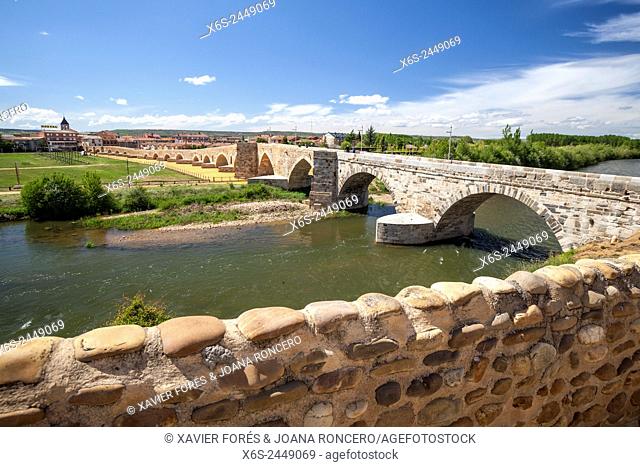 Puente del Passo Honroso in Hospital de Orbigo, Way of St. James, Leon, Spain
