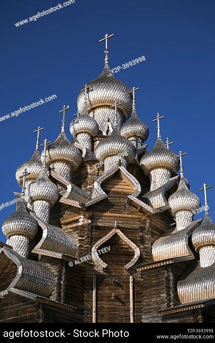 Domes of Vhurch of Trabsfiguration at Kizhi Pogost, Karelia, Russia