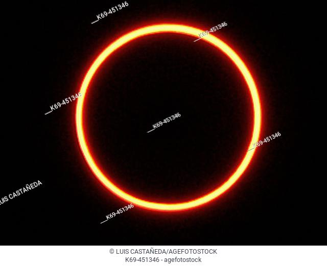 Annular solar eclipse. Madrid, Spain (October 3rd, 2005)
