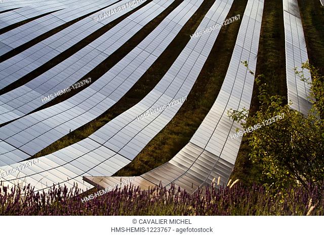 France, Alpes de Haute Provence, Les Mees, plateau of Puimichel, photovoltaic park developed by Enfinity, implanted on the 36ha