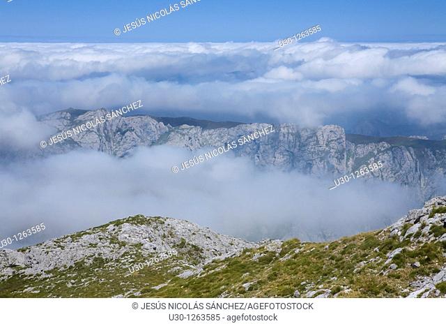 Mountain landscape seen from the top of Peña Maín, Urrieles Massif, in the Picos de Europa National Park, Asturias, Spain
